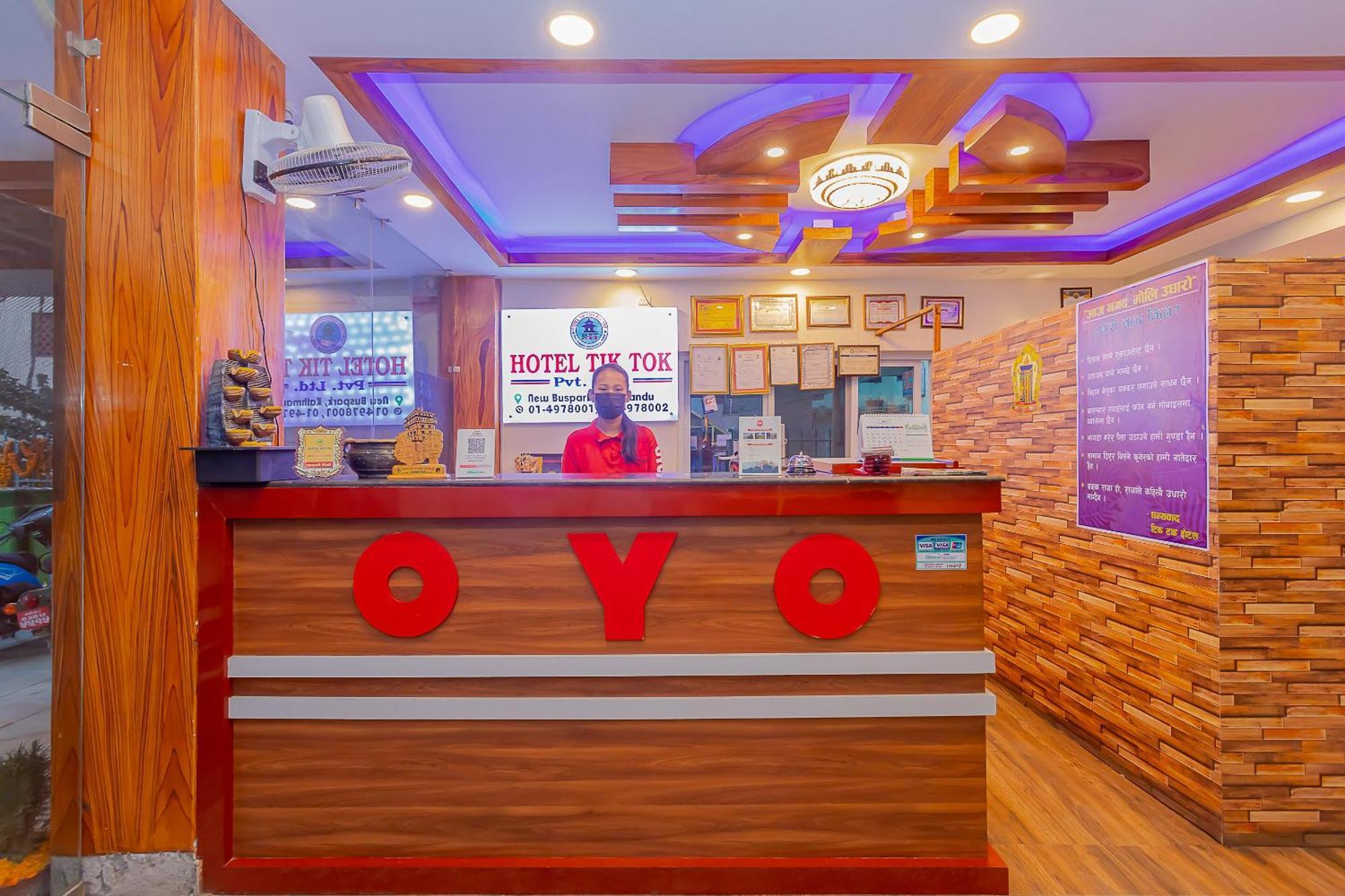 Oyo 799 Hotel Tik Tok Pvt Ltd. Katmandú Exterior foto