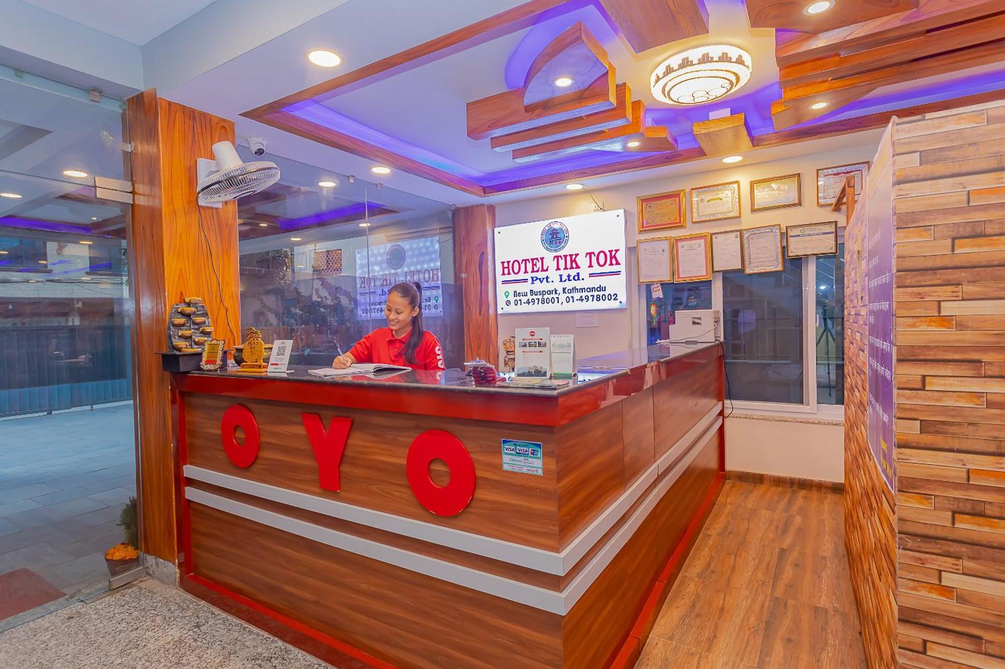 Oyo 799 Hotel Tik Tok Pvt Ltd. Katmandú Exterior foto